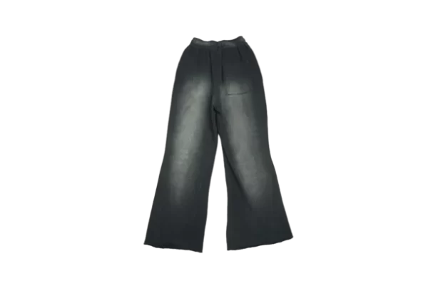 hellstar-flare-sweatpant-black-1